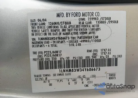 2004 Lincoln Town Car Ultimate from USA, damaged, VIN 1LNHM83W34Y686673